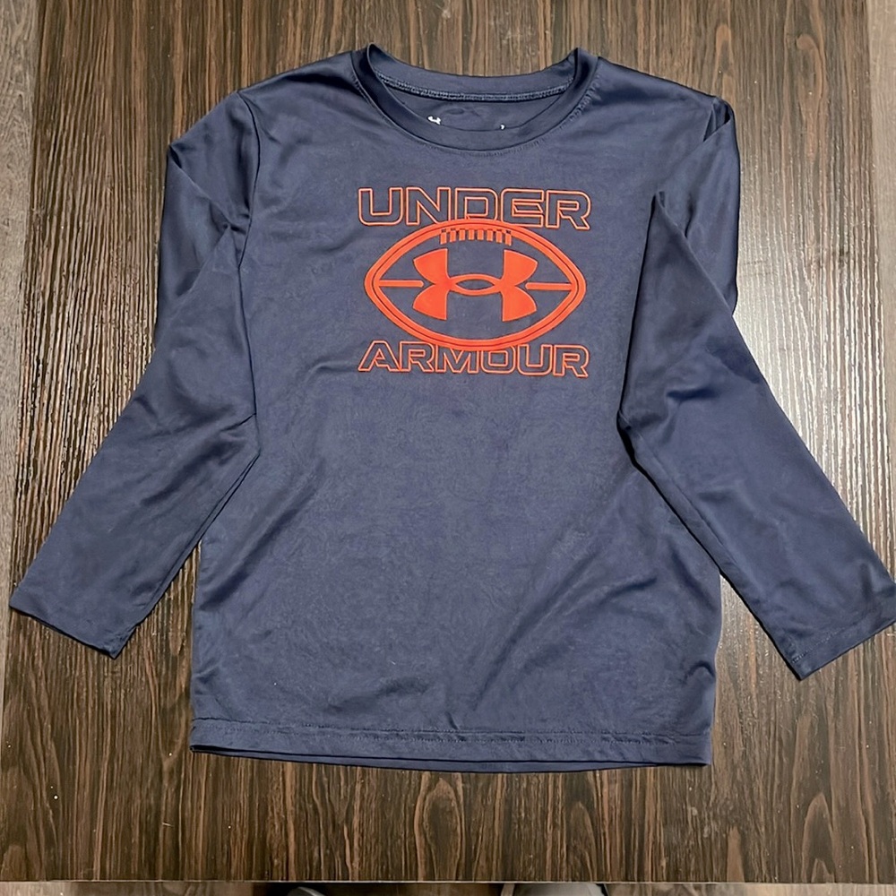 Boys Navy Blue L\S Undrr Armour Size 7 Shirt